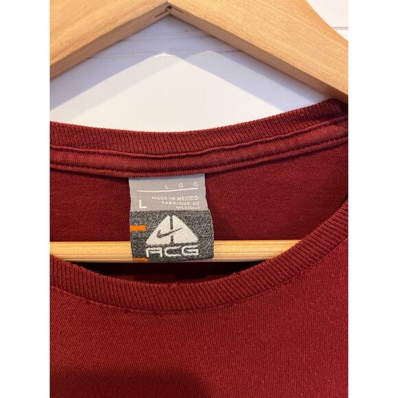 Vintage Nike ACG graphic tee - Picture 3 of 3